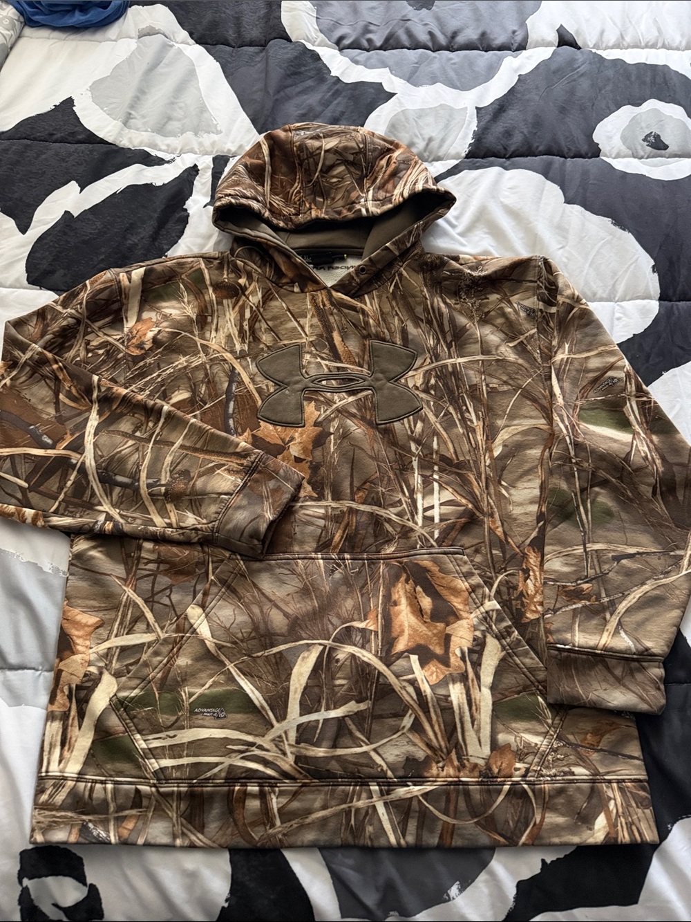 Under Armour Brown Realtree Camo Hooded Pullover